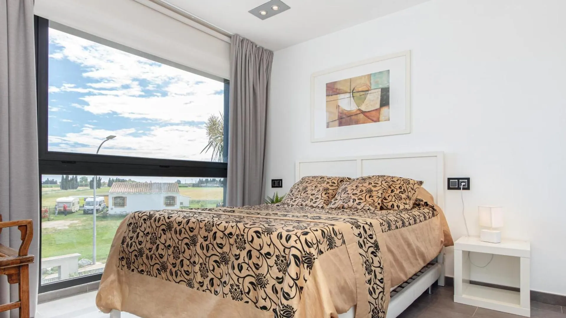 Holiday home Casa Moderna Con Piscina, Wi-Fi, Aa, Barbacoa Y Parking En Sant Pere Pescador - Es-89-73 Villa